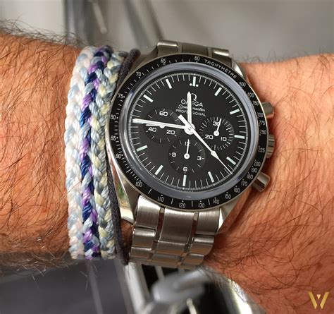 avis omega speedmaster moonwatch